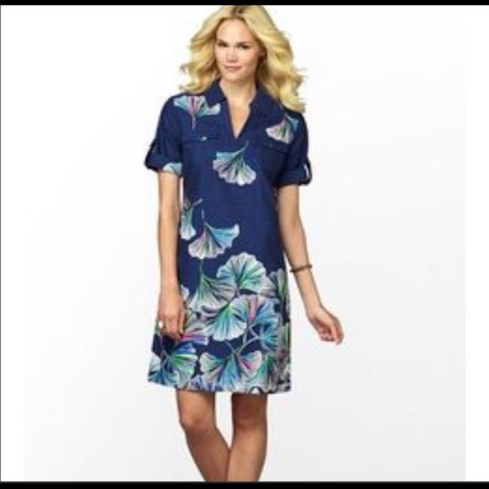 Lilly Pulitzer Navy and Pink Patterned Apple engineered Ginky Print